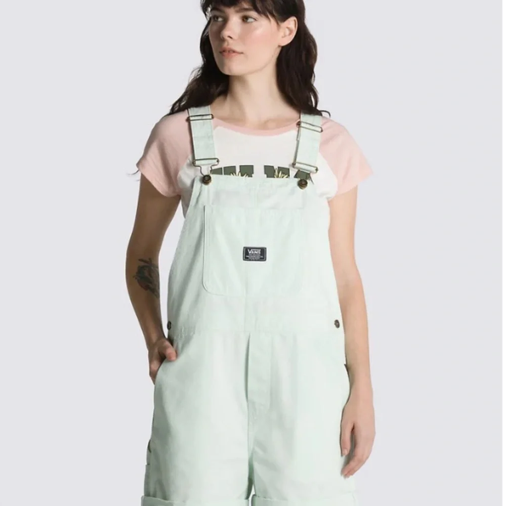 Vans Women’s Ground Work Shortall Clearly Agua Size:Small NWOT